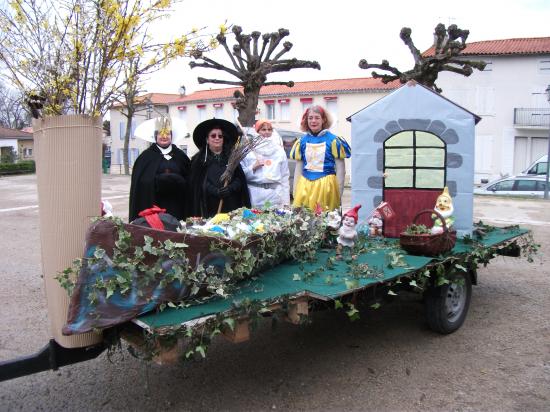 Carnaval 2011 - Le Char et les personnages